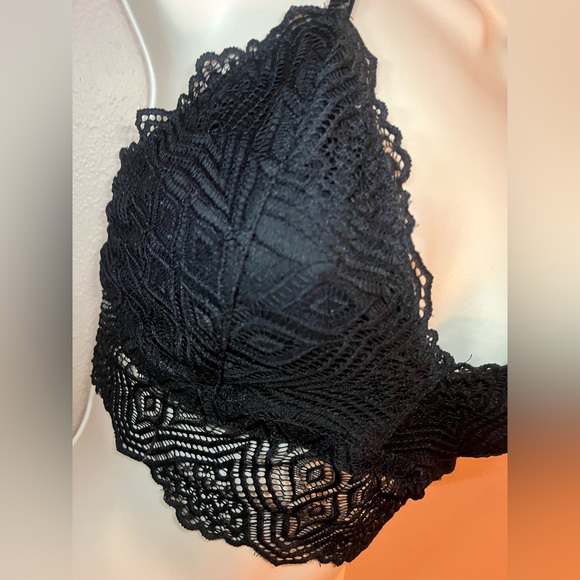 Bralette - Picture 3 of 5